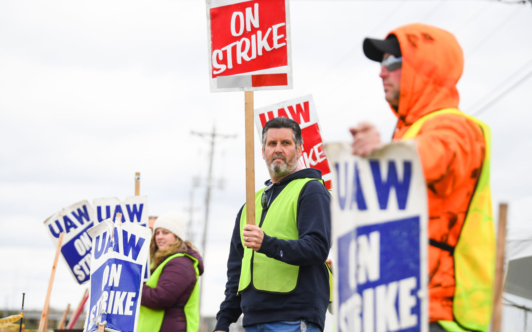 103021-qc-nws-deerestrike-002